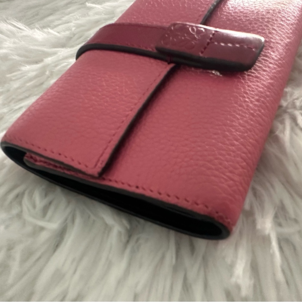 Loewe Womens Vertical‎ Small Pink leather wallet - Picture 4 of 13